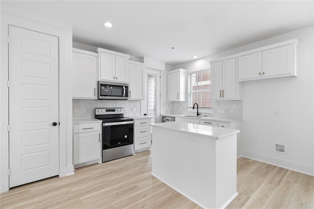 Building Photo - 206 S Village Way