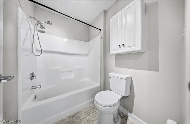 Building Photo - 286 Leawood Cir