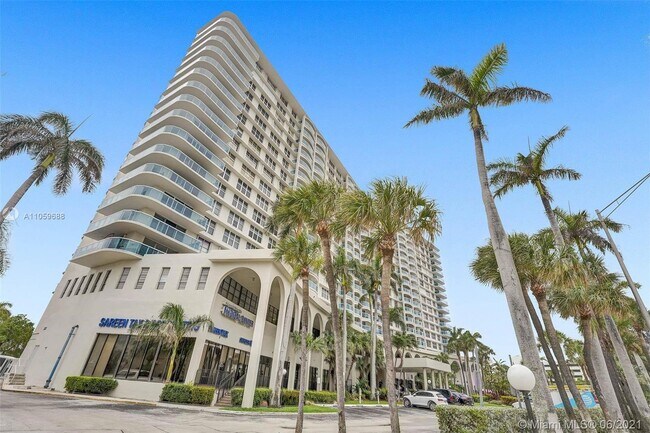 Building Photo - 3800 S Ocean Dr