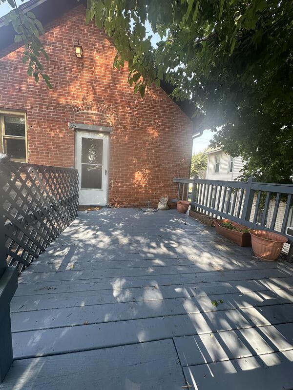 Building Photo - 2132 W 11th St