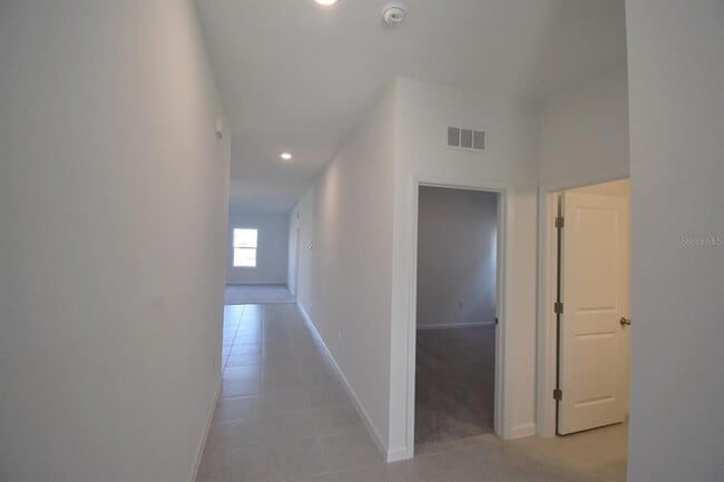 Building Photo - 2090 Gold Dust Dr