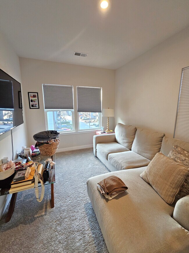 Building Photo - 15 Stinson Rd