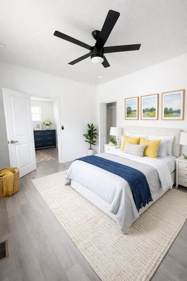 Building Photo - !! SPECIAL HALF OFF SECOND MONTH'S RENT!!! Updated 3BR 2BA  Home w/ Renovated Kitchen near Downto...