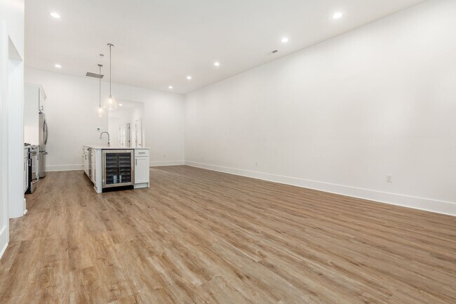 Building Photo - 2978 Bernard View Ln