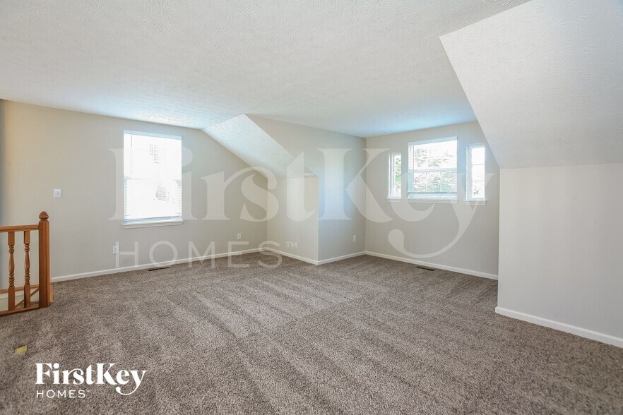 Building Photo - 6367 Waterstone Dr