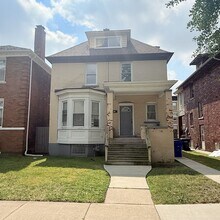 Building Photo - 151 Calvert Ave