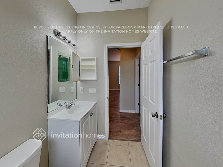 Building Photo - 10340 Avelar Ridge Dr