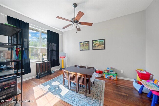 Building Photo - 1235 Pemberton Trail