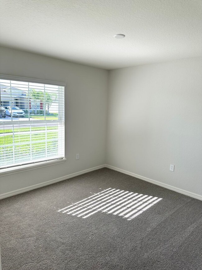 Building Photo - 4 Bedroom House in the Astonia Community