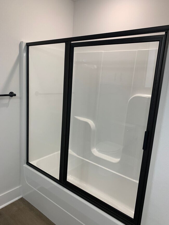 Building Photo - 301 Citation St