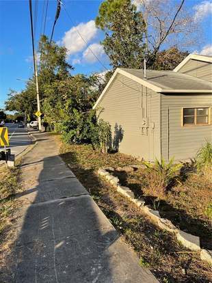 Building Photo - 2201 Virginia Dr