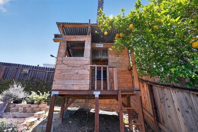 Building Photo - 25031 Adelanto Dr