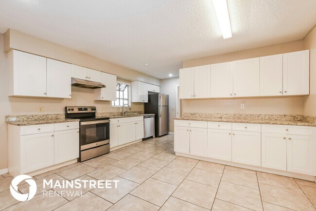 Building Photo - 574 Sundown Ct