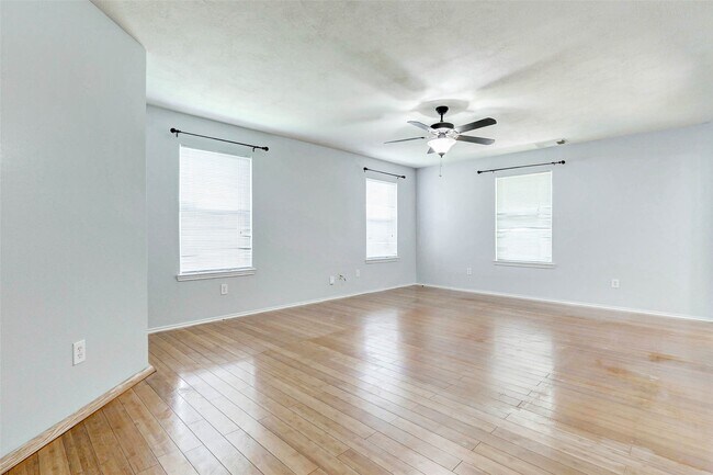 Building Photo - 4722 Windy Cypress Ct
