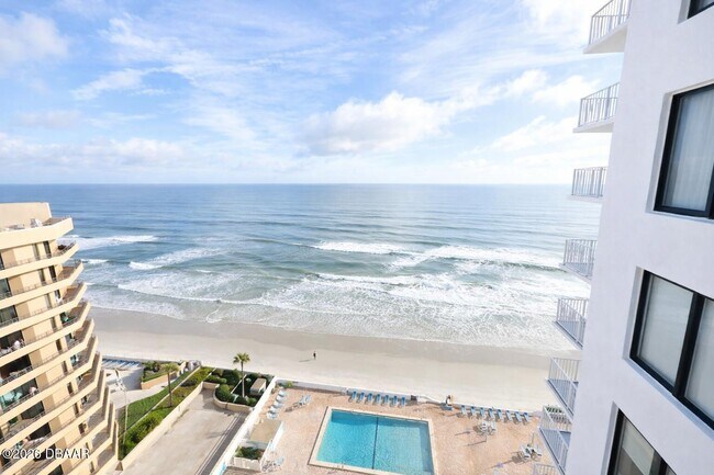 Building Photo - 3043 S Atlantic Ave