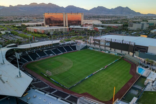 Building Photo - 11052 Orense Dr