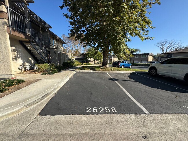 Building Photo - Beautiful & Bright 2Bd/1.5Ba Condo in Mission Viejo w/AC & Garage!