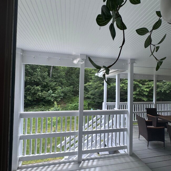 Building Photo - 44 Stowell Rd