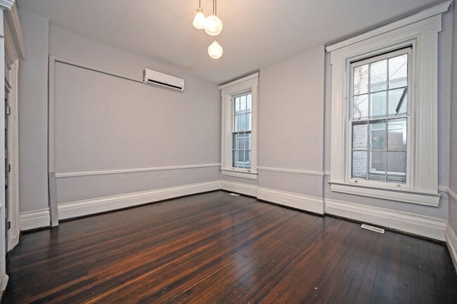 Building Photo - 229 Riverside Dr