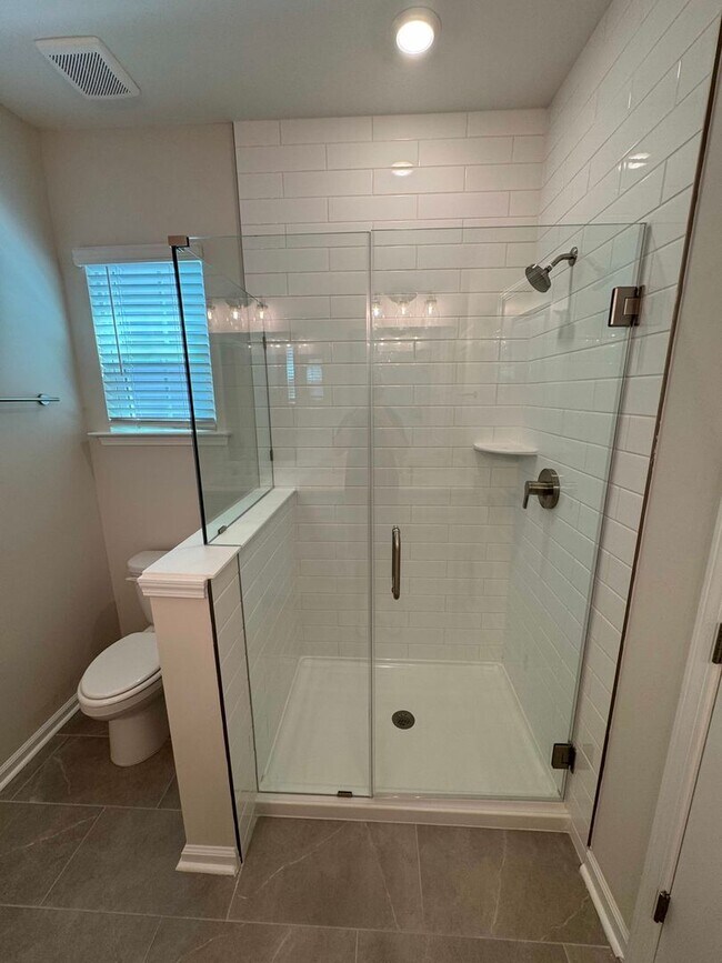 Building Photo - 4 Bedroom Home at Bailey's Cove on Hilton Head Island | Small footprint. Big island life.