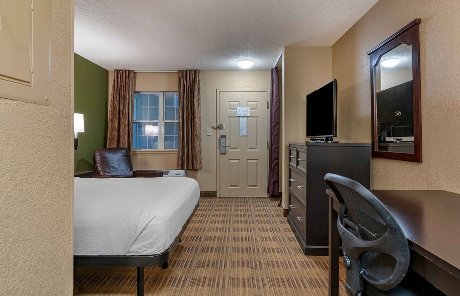 Building Photo - Furnished Studio-Lexington - Nicholasville Road
