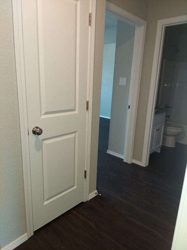 Building Photo - 2118 Ingalls Ln