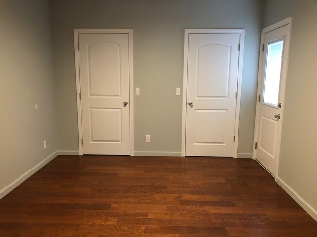 Building Photo - 1407 Poplar St