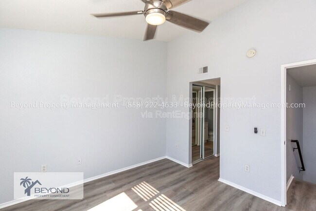 Building Photo - 3941 Nobel Dr