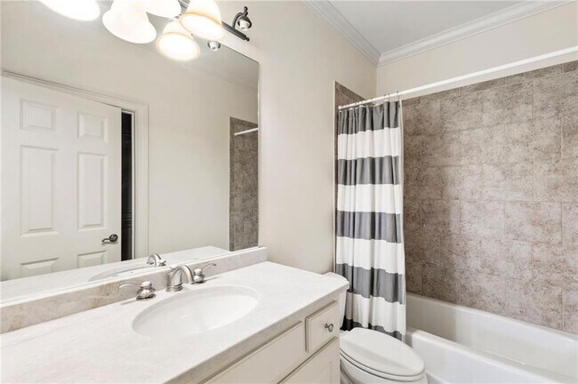 Building Photo - 927 Buckingham Cir NW