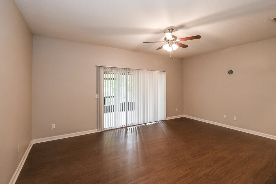 Building Photo - 12949 Spring Rain Rd