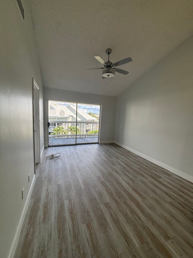Building Photo - 6924 Stones Throw Cir N