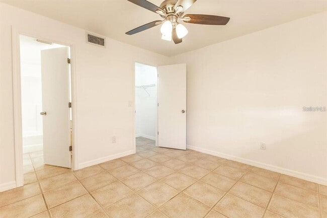 Building Photo - 6800 Placida Rd