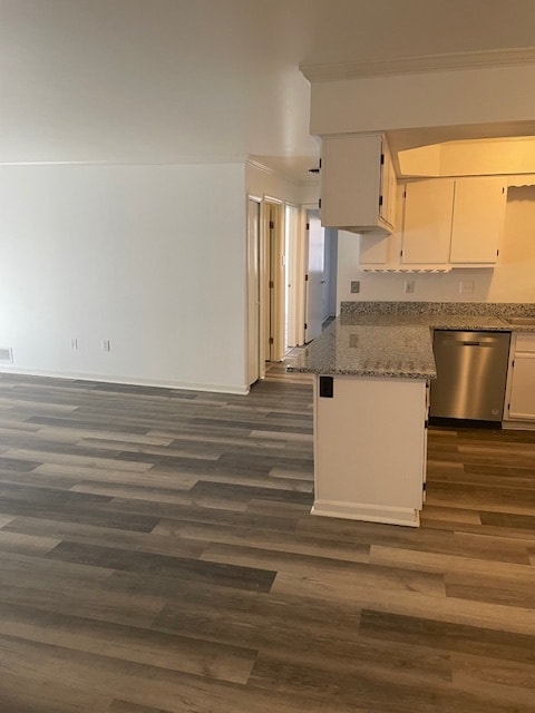 Building Photo - 30602 Oakridge Manor Dr