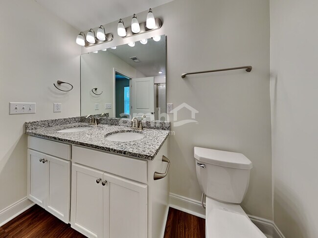 Building Photo - 317 Azore Way