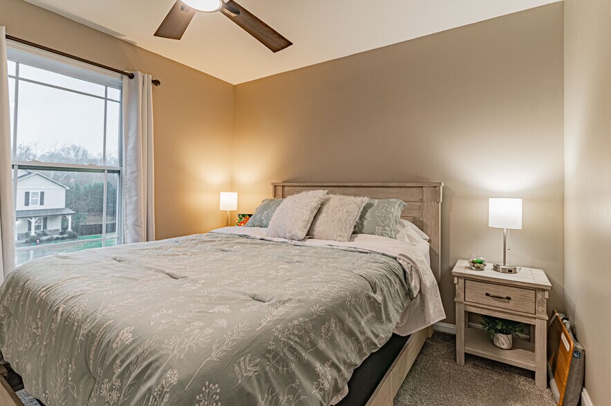 Building Photo - 7809 Elkton Ln