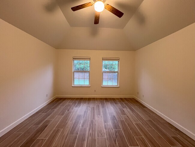 Building Photo - 1116 Cimarron Ct