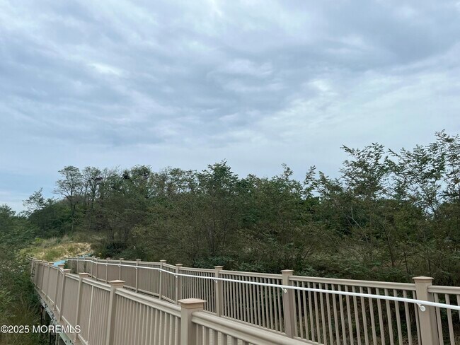 Building Photo - 83 Bayside Pkwy