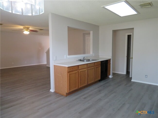 Building Photo - 1093 Stone Branch