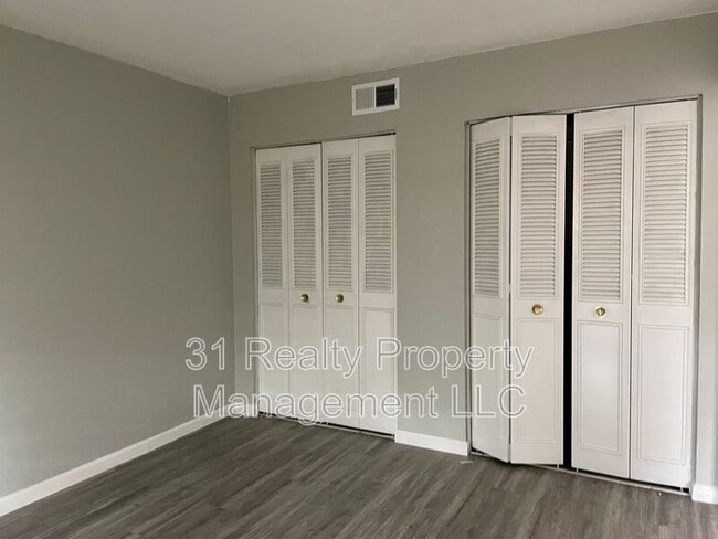 Building Photo - 13722 Flagstone Ln