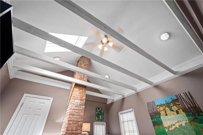 Building Photo - 22 Stockholm St