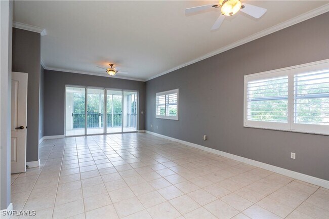 Building Photo - 14815 Laguna Dr
