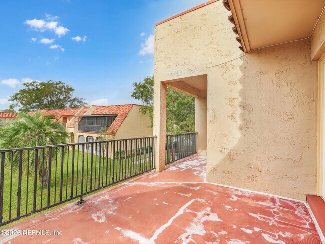 Building Photo - 6654 Bell Tower Ct