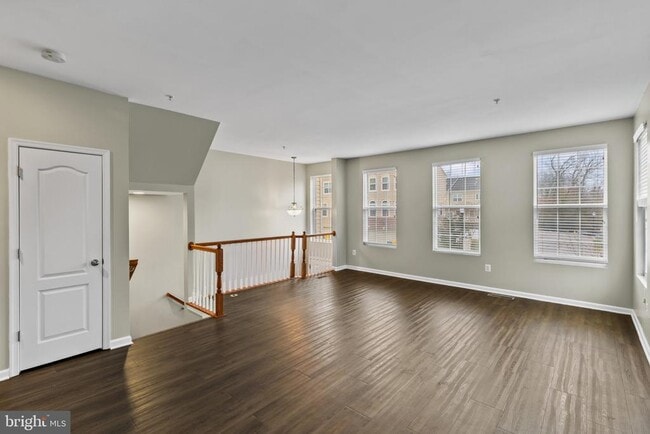 Building Photo - 7544 Stonehouse Run Dr