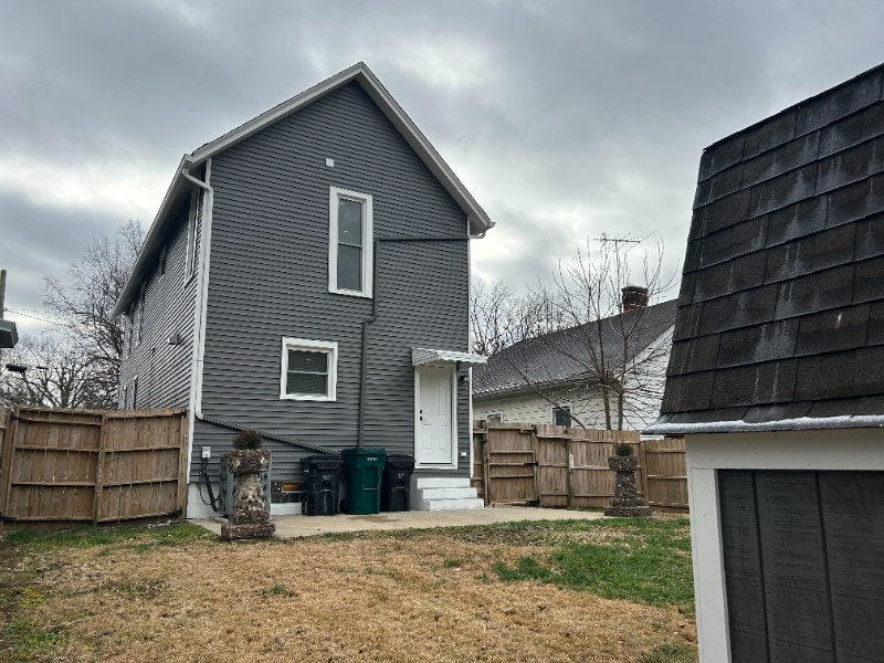 Building Photo - 127 Meridian St