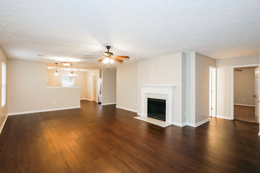 Building Photo - 3005 Fieldstone Ct