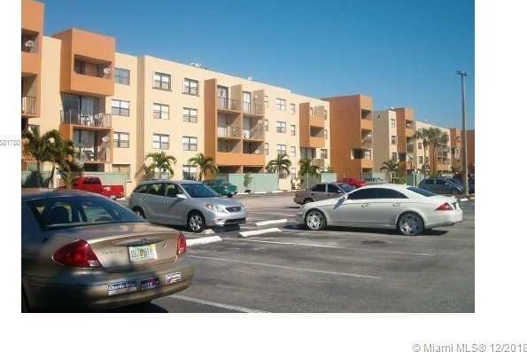 Building Photo - 8002 SW 149th Ave