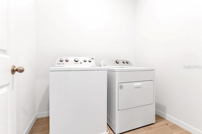 Building Photo - 4716 Homestead Trl