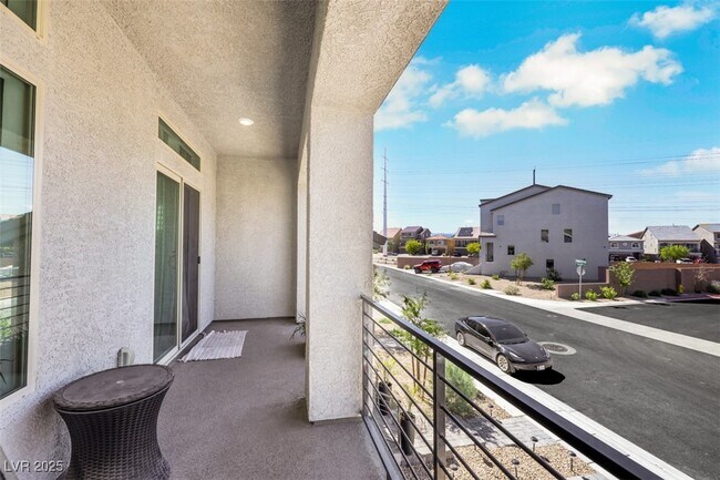 Building Photo - 5831 Indigo Knl Ave