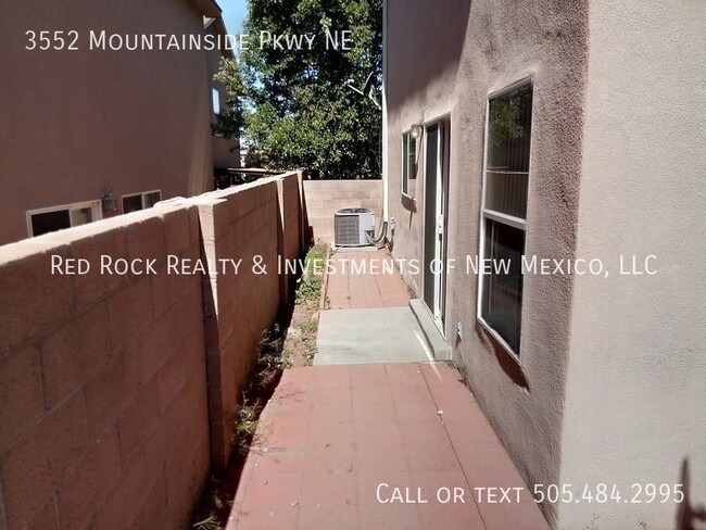 Building Photo - 3552 Mountainside Pkwy NE