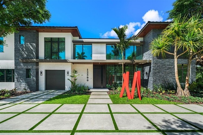 Building Photo - 12500 SW 64th Ave